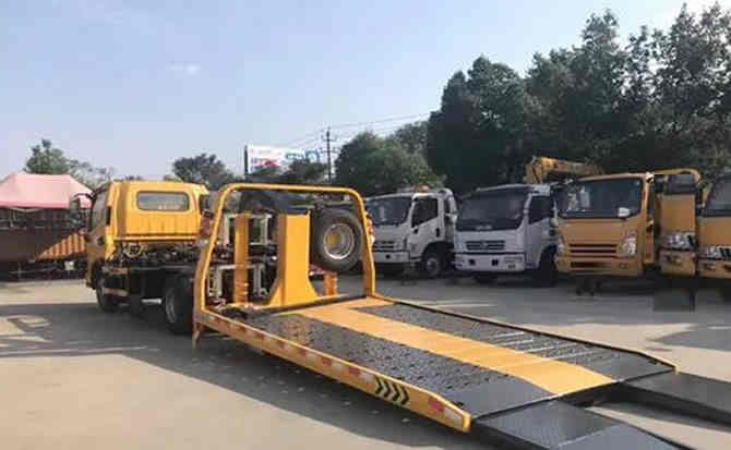 平塘汽车中途维修案例